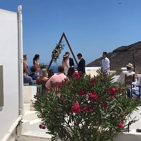 Palm Tree Hill * Oia