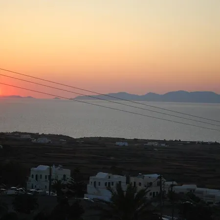 Palm Tree Hill Oia